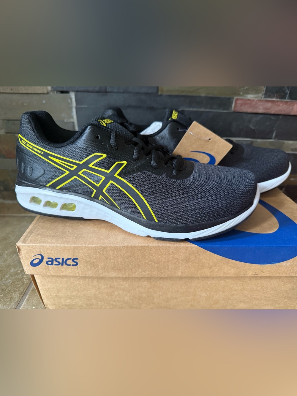 ASICS Gel Run Adapt Men’s Size 9 Black Bright Yellow 101B786-002 FAST SHIPPING